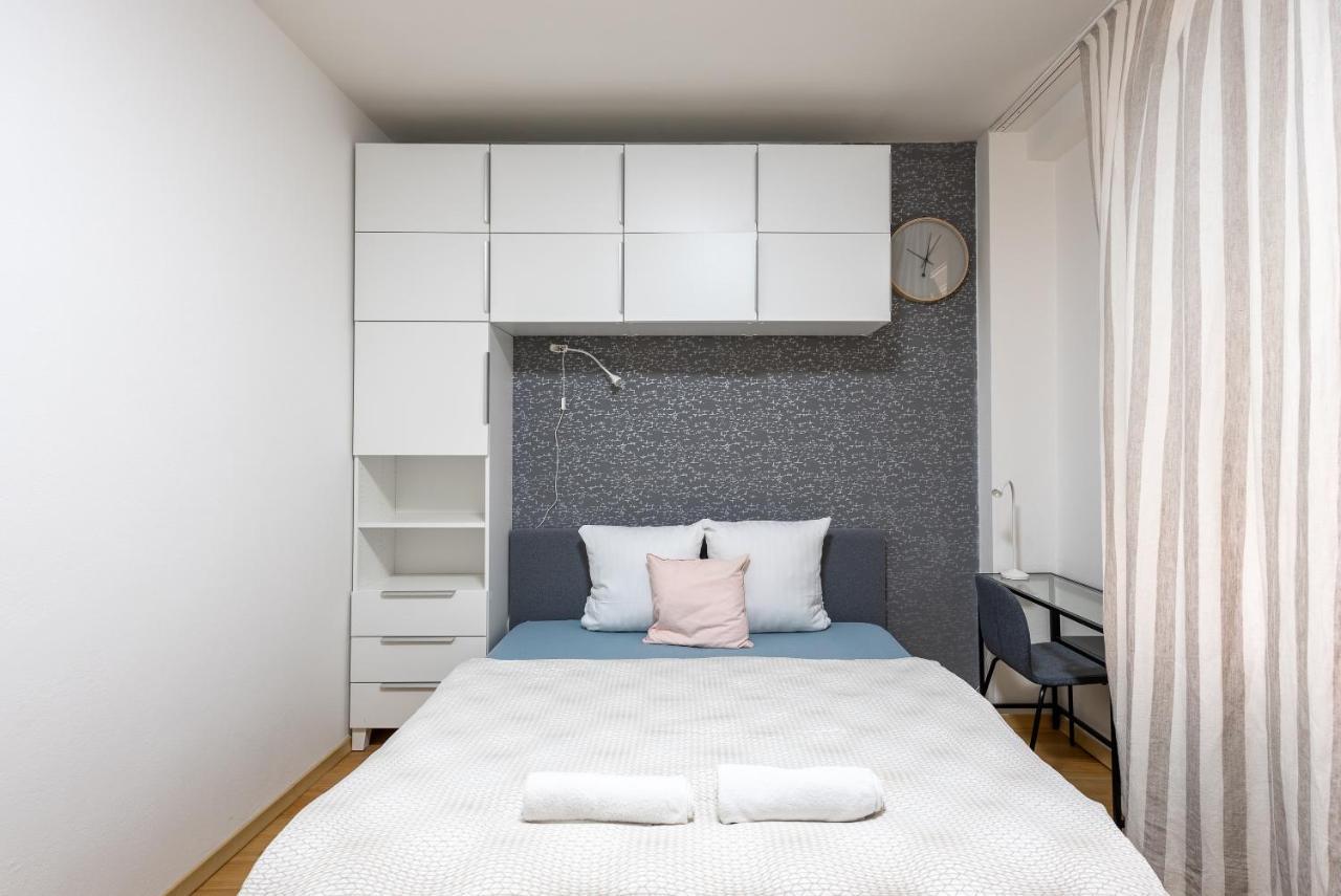 Lotus Apartment プラハ エクステリア 写真